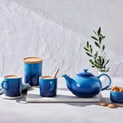 Le Creuset Voorraadpot Met Houten Deksel ø 10 X 12 Cm Aardewerk Azure 5 Le Creuset Voorraadpot Met Houten Deksel ø 10 X 12 Cm Aardewerk Azure -Keuken Verkoop 60825542200099 alt5