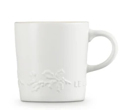 Le Creuset Holly Collectie Mok 200 Ml Aardewerk Katoenwit 11 Le Creuset Holly Collectie Mok 200 Ml Aardewerk Katoenwit -Keuken Verkoop lc 20200529 zs ps fs 60303204311511 005